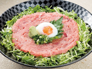 とろまぐろ月見丼