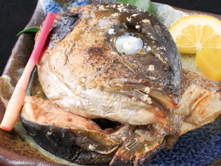 カンパチかぶと焼き